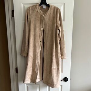 Elegant Tan Women's Coat